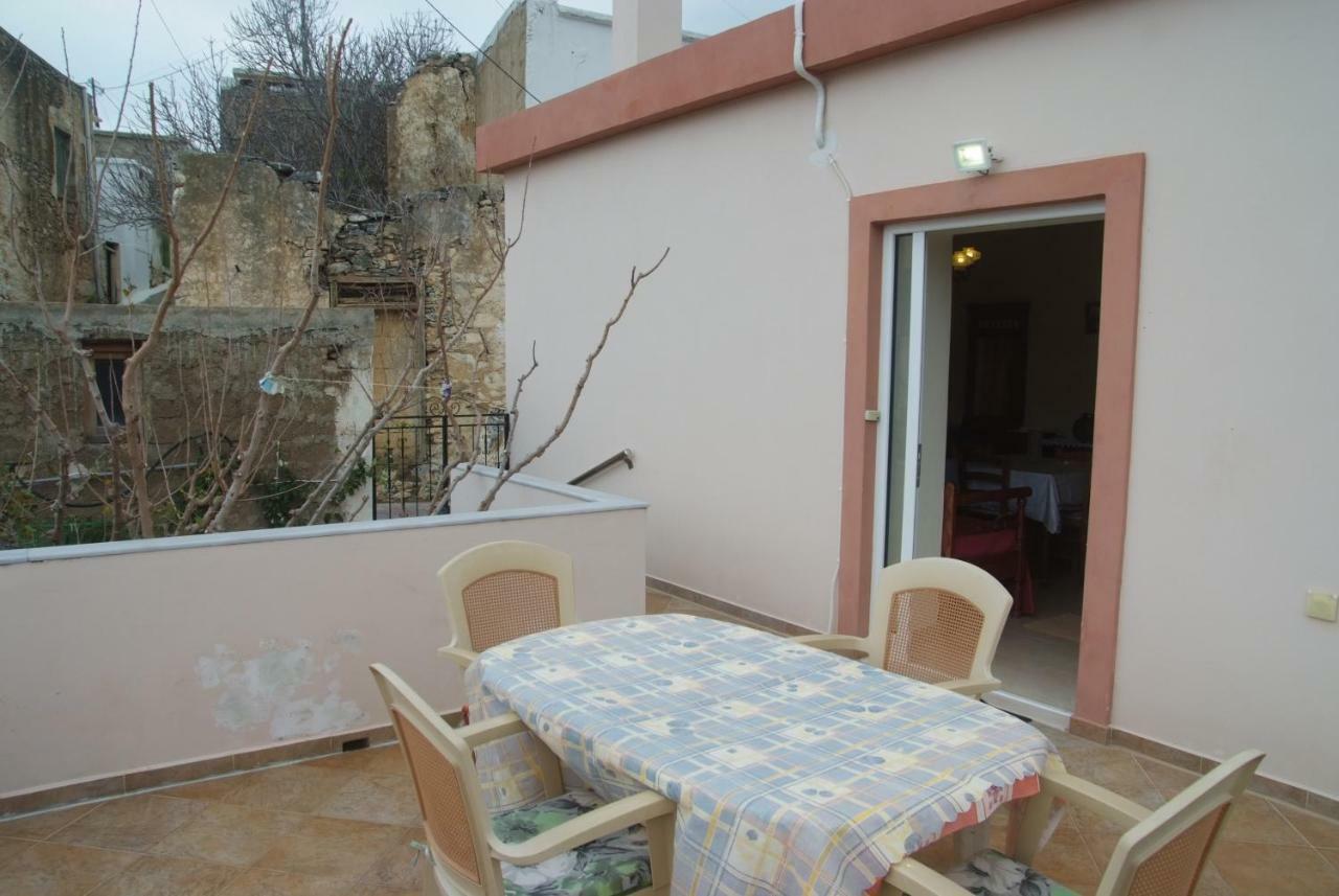 Tourloti Village House Extérieur photo