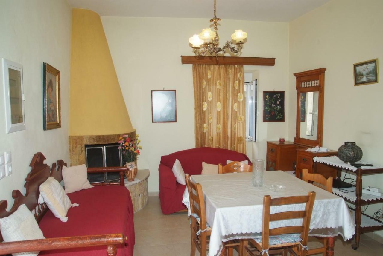 Tourloti Village House Extérieur photo